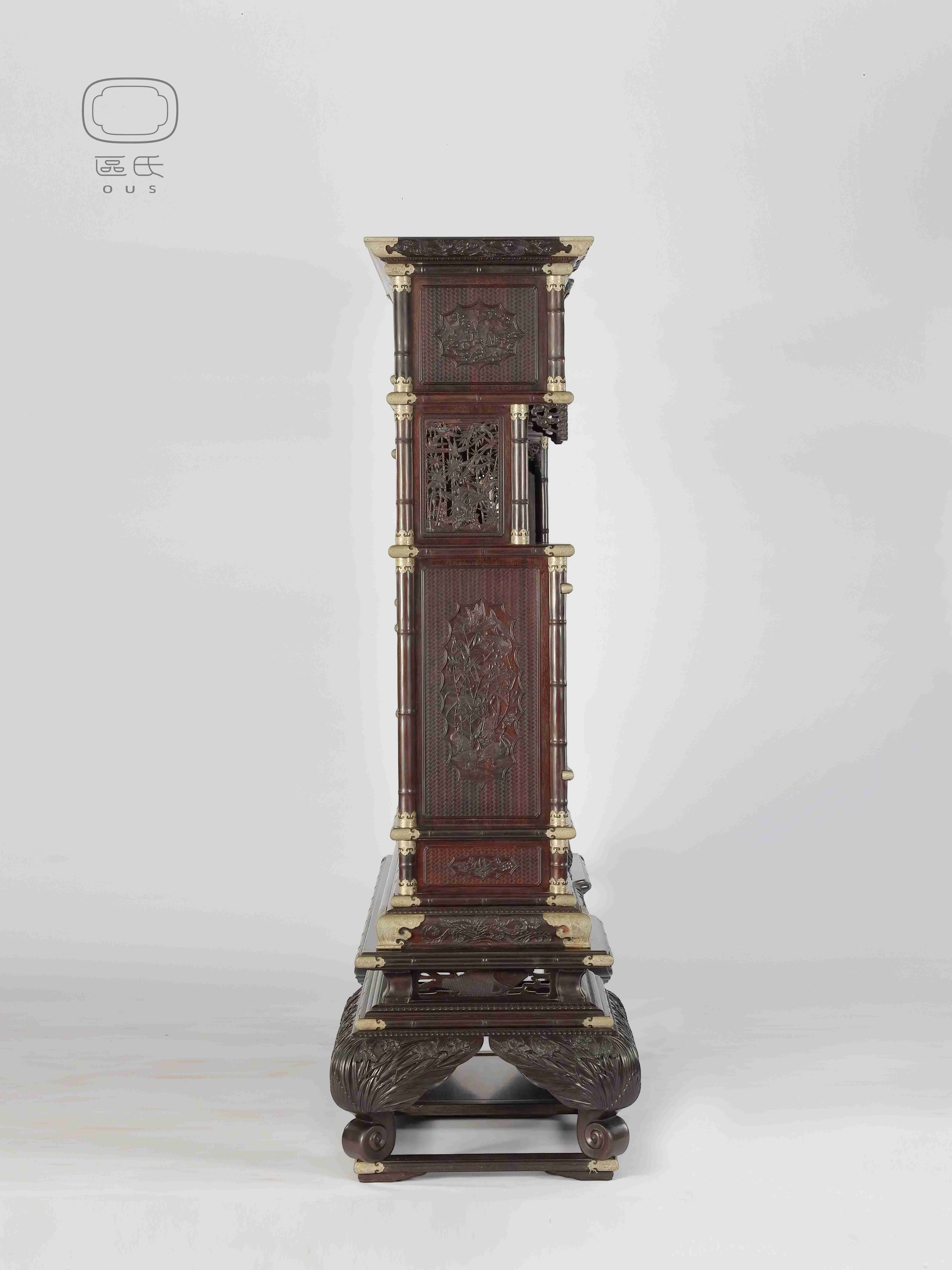 仿竹節(jié)雕花鳥紋多寶格